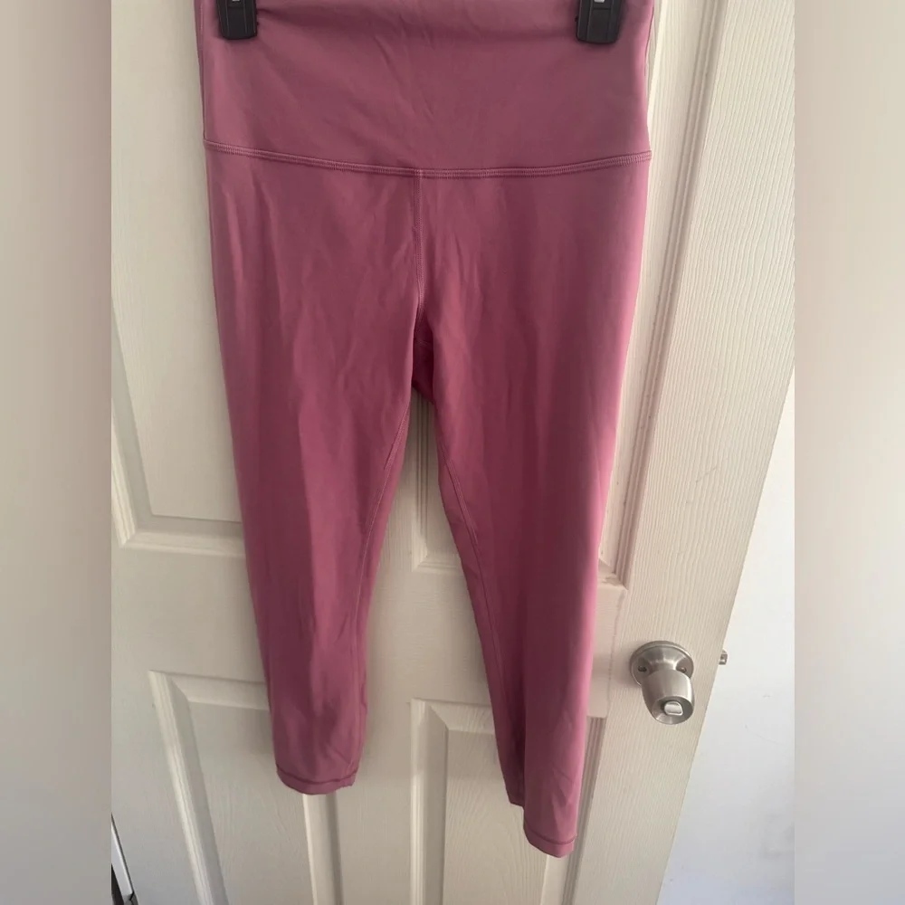 Lululemon Align HR 21” Legging in Pink Blossom